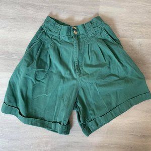 Vintage pleated high waisted shorts